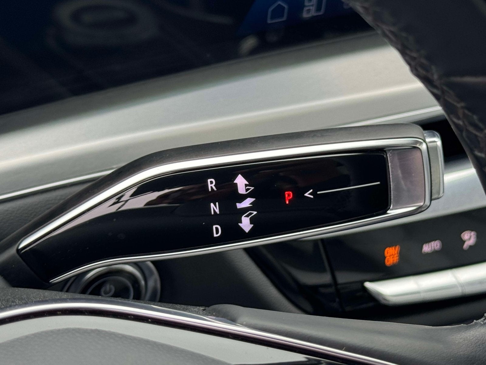 2024 Cadillac LYRIQ Sport 2
