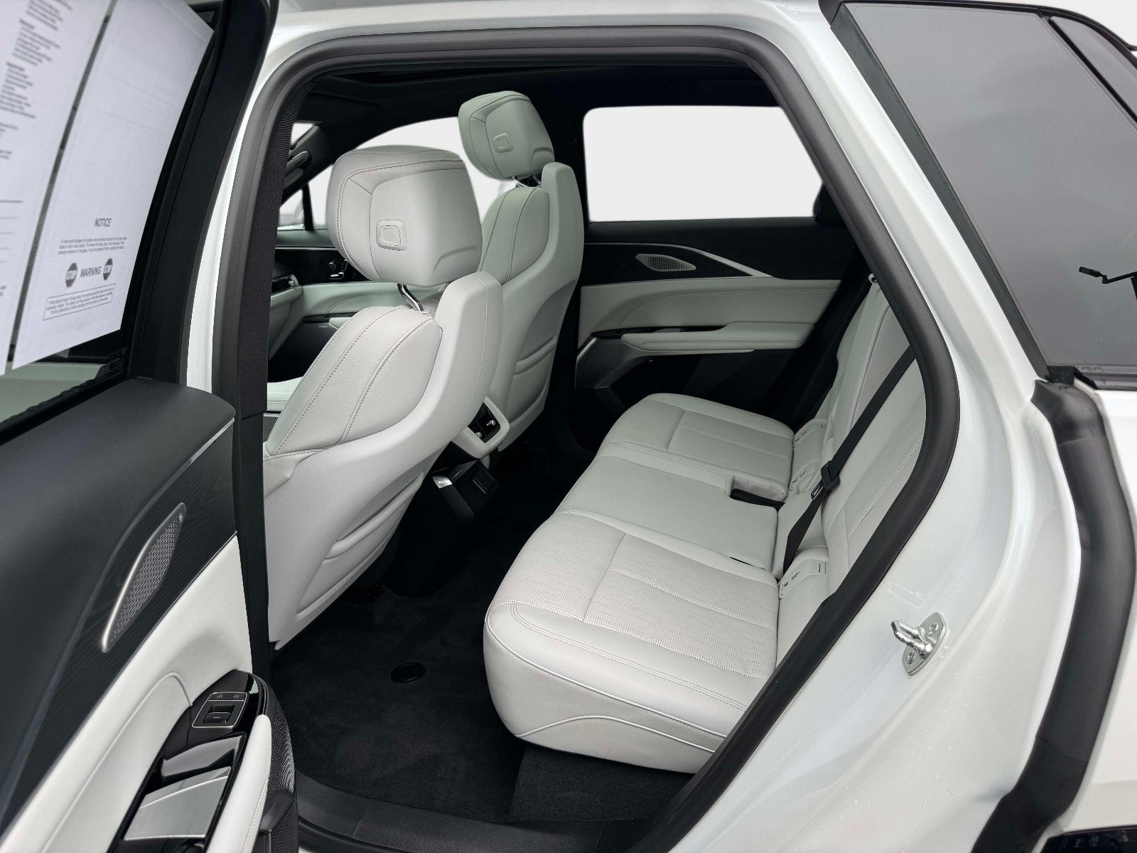 2024 Cadillac LYRIQ Sport 2