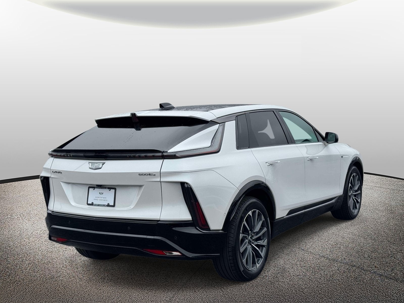 2024 Cadillac LYRIQ Sport 2
