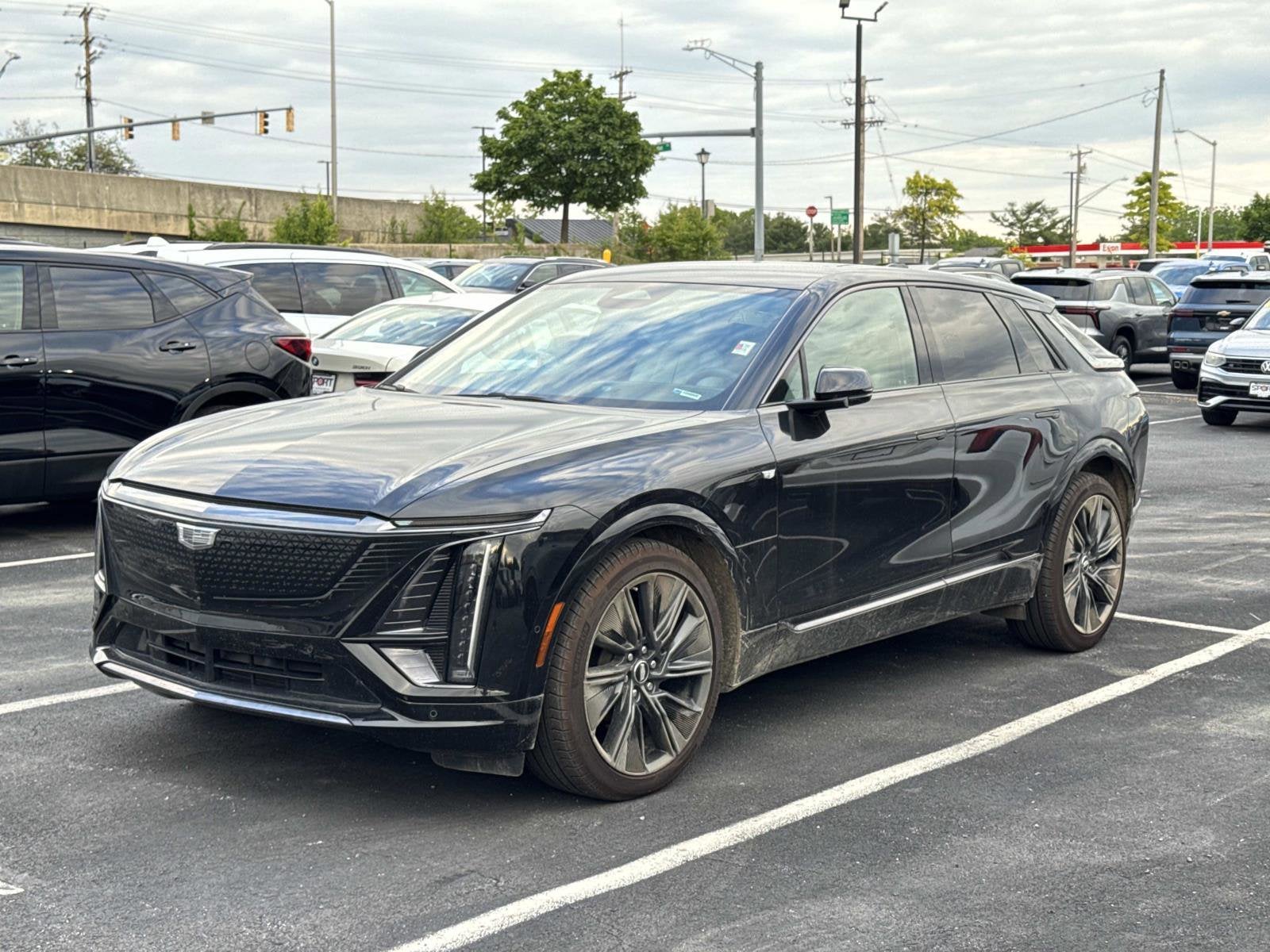 2024 Cadillac LYRIQ Sport 3