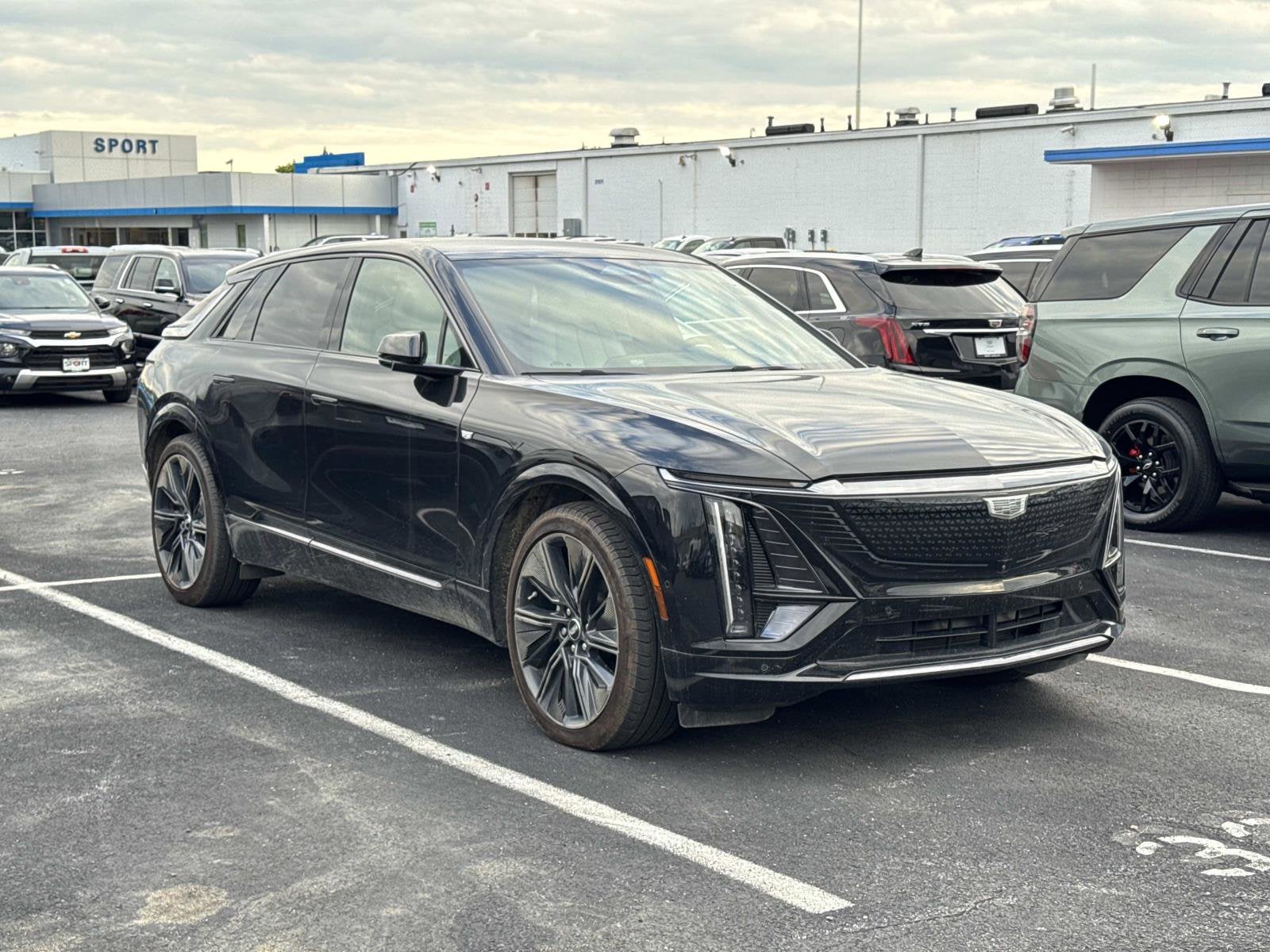 2024 Cadillac LYRIQ Sport 3