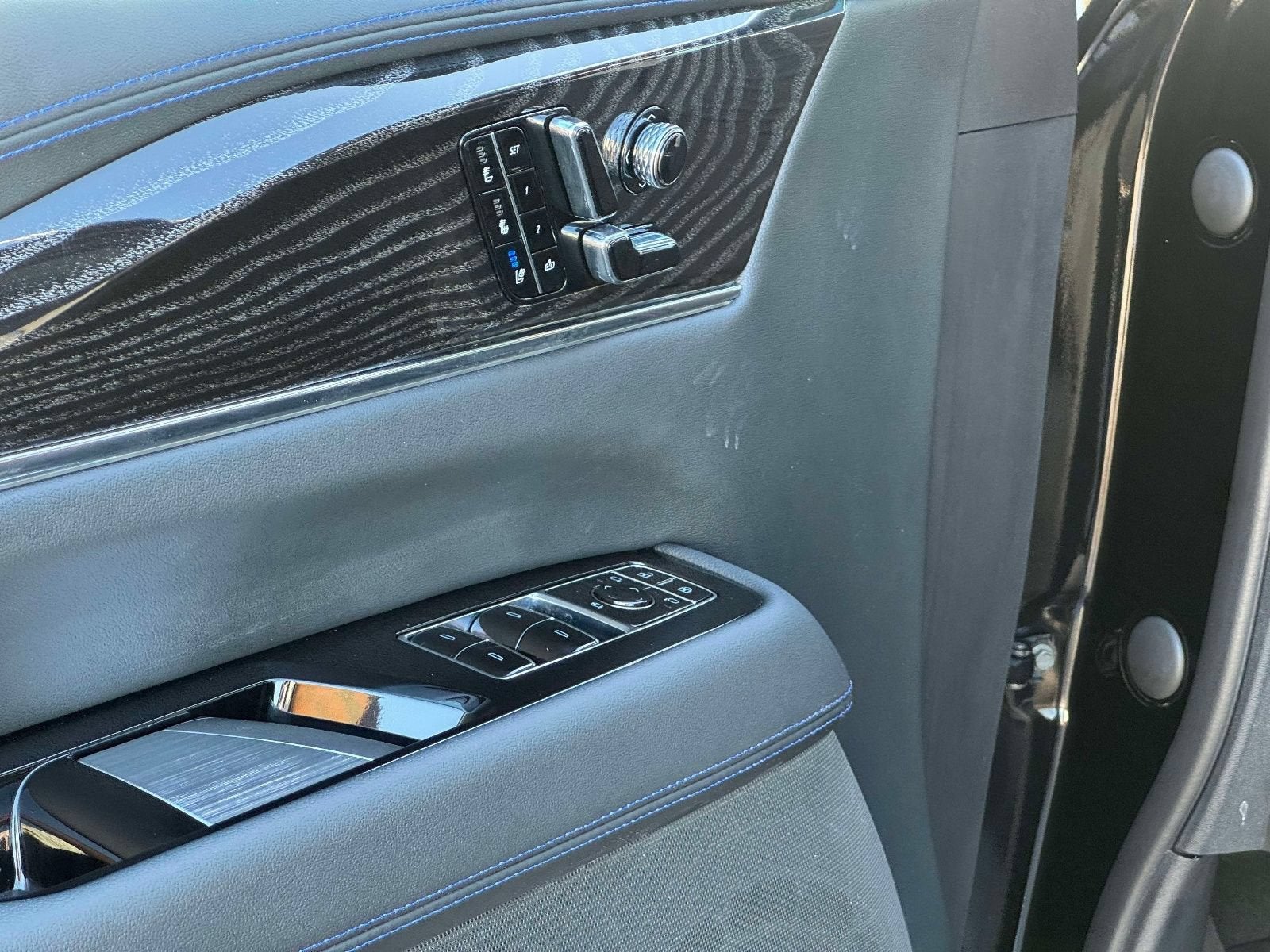 2026 Cadillac ESCALADE IQL Luxury