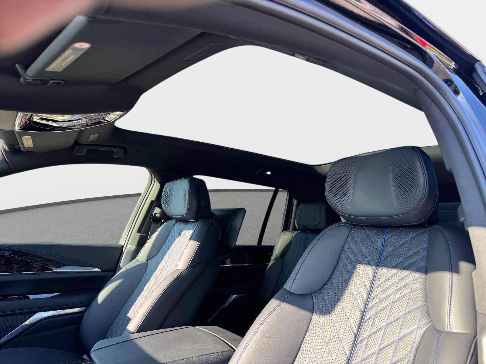 2026 Cadillac ESCALADE IQL Luxury