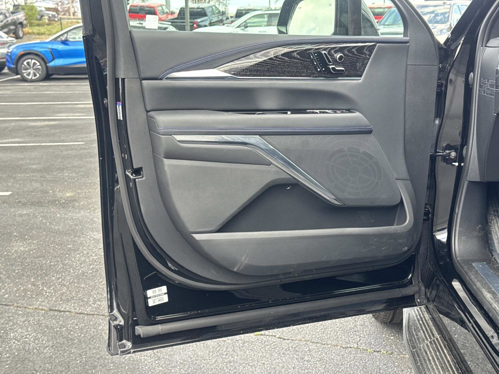 2026 Cadillac ESCALADE IQL Luxury