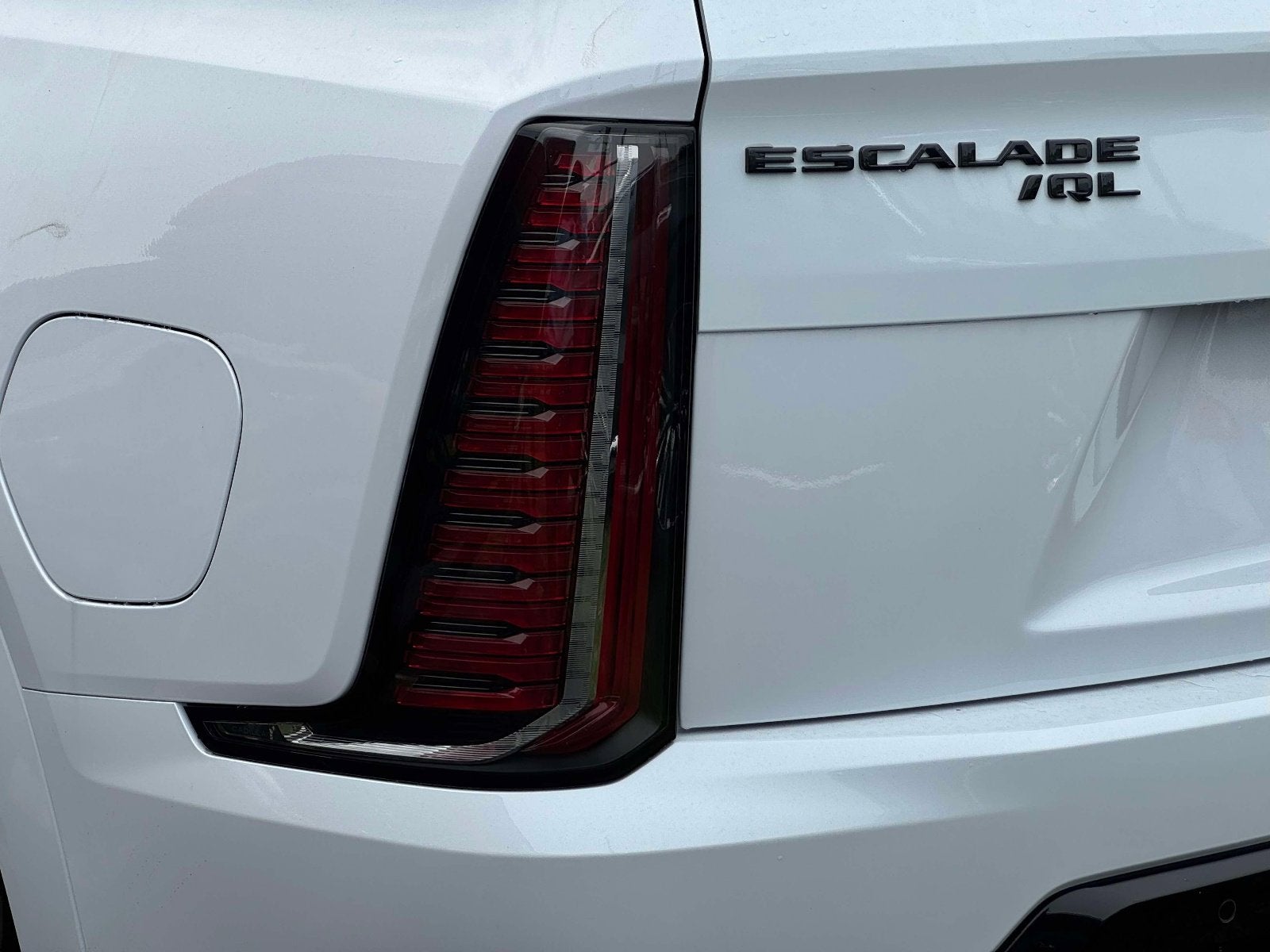 2026 Cadillac ESCALADE IQL Sport