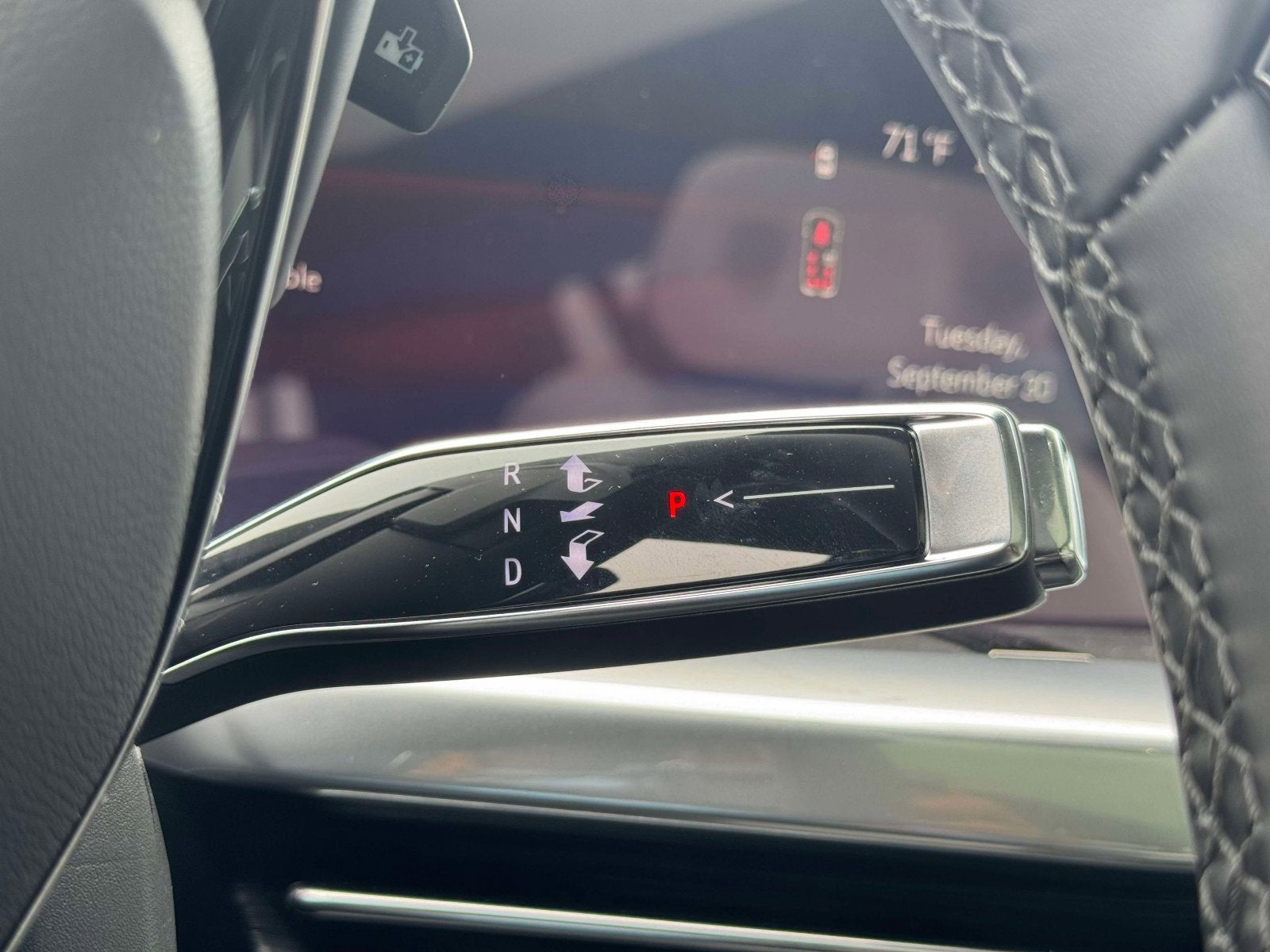 2026 Cadillac ESCALADE IQL Sport