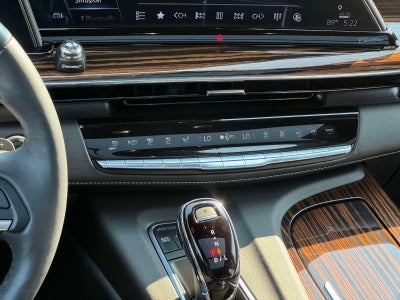 2023 Cadillac Escalade Premium Luxury