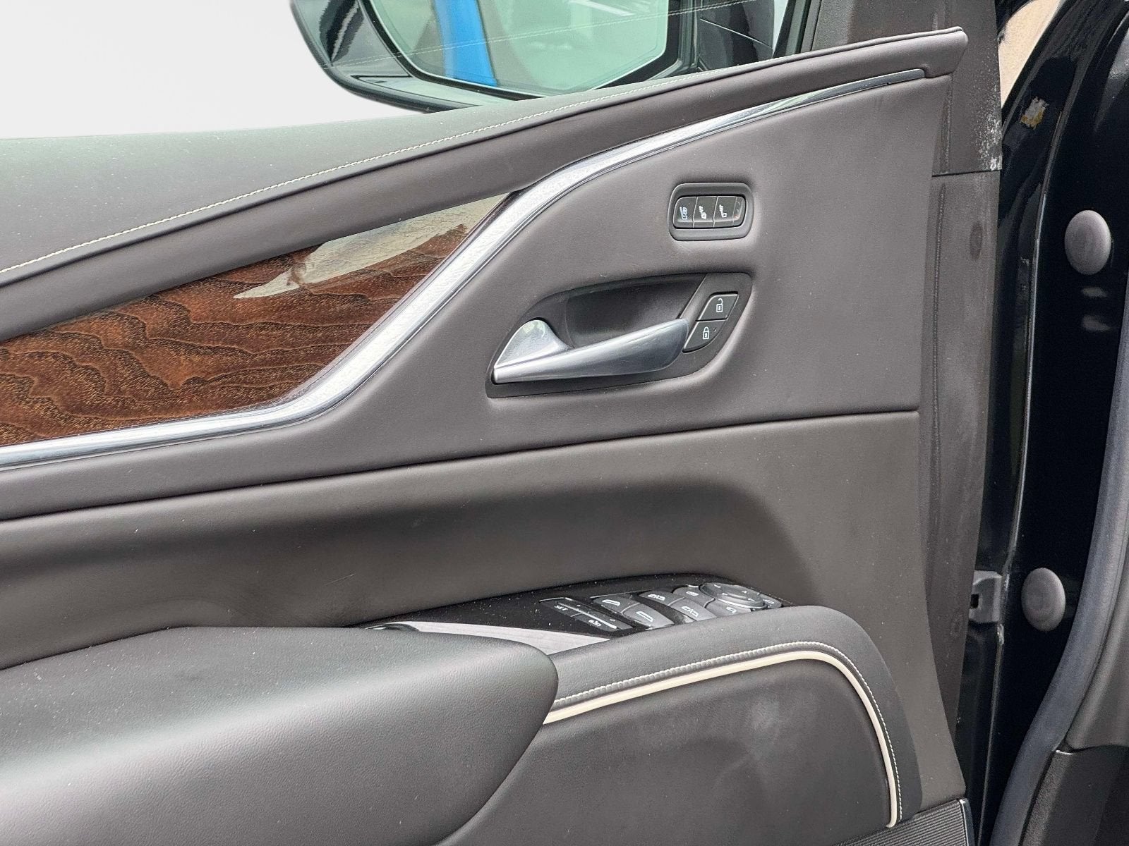 2022 Cadillac Escalade Premium Luxury Platinum