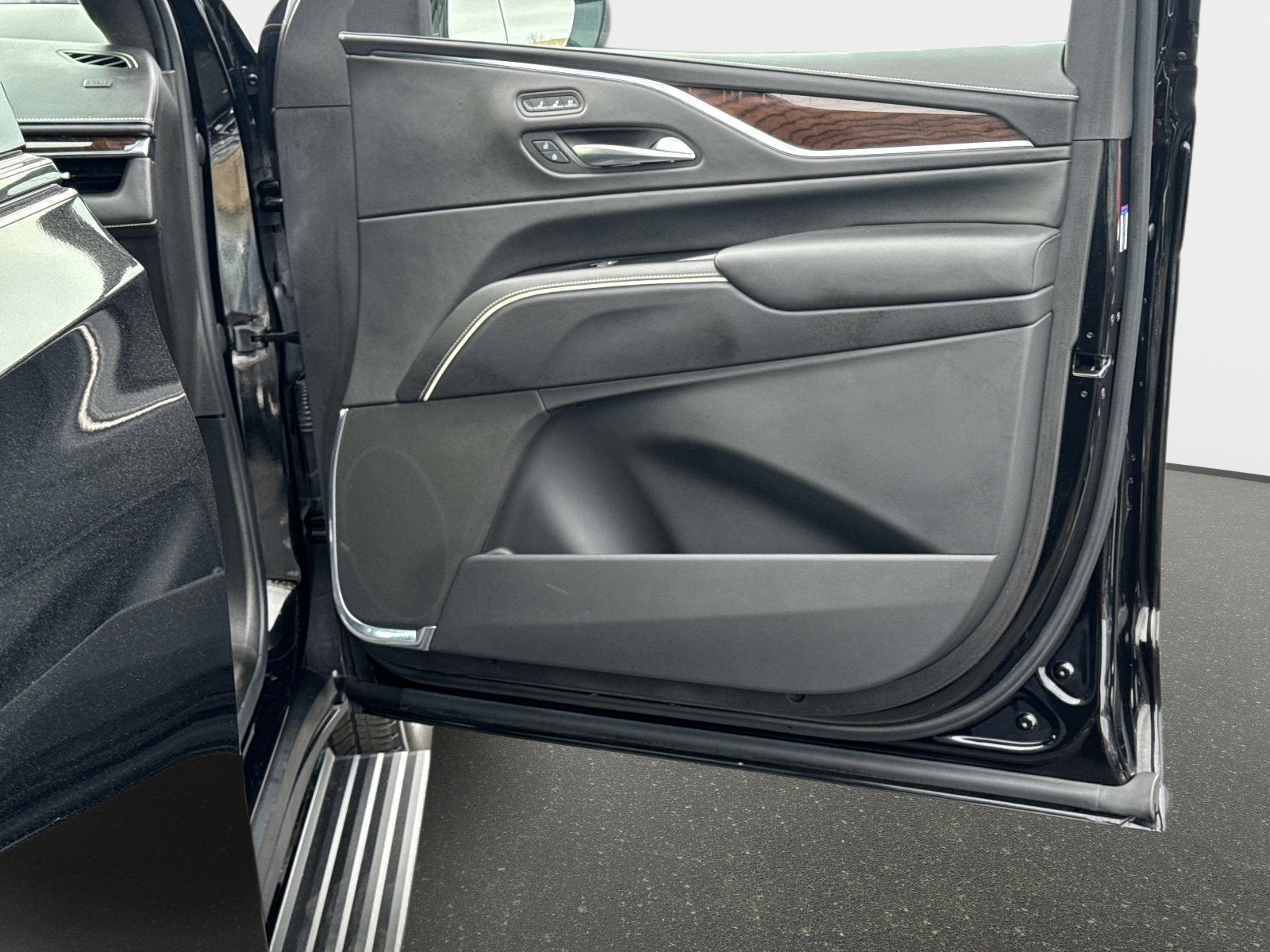 2023 Cadillac Escalade ESV Sport Platinum