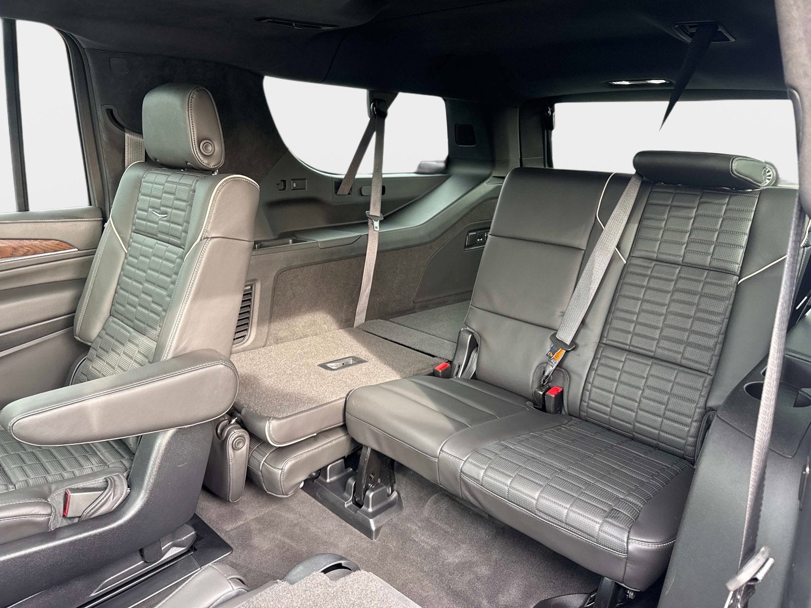 2023 Cadillac Escalade ESV Sport Platinum