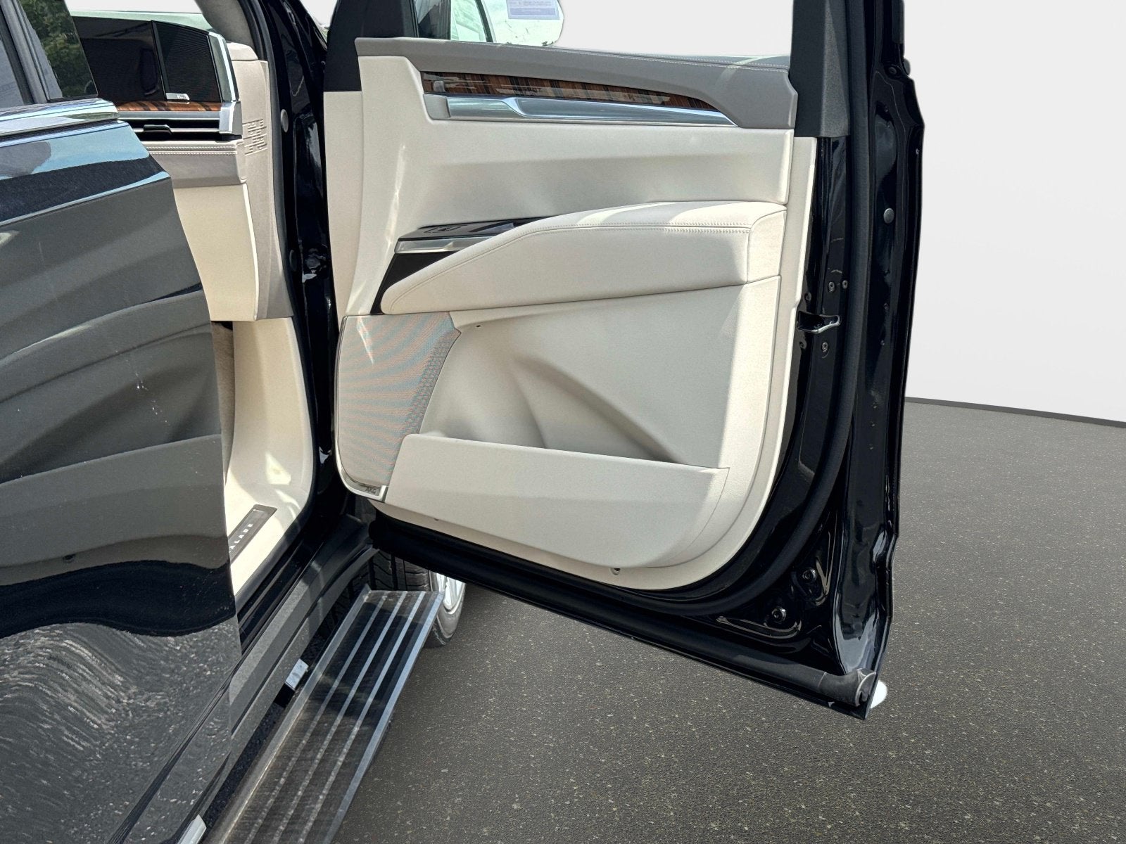 2026 Cadillac Escalade Platinum Luxury