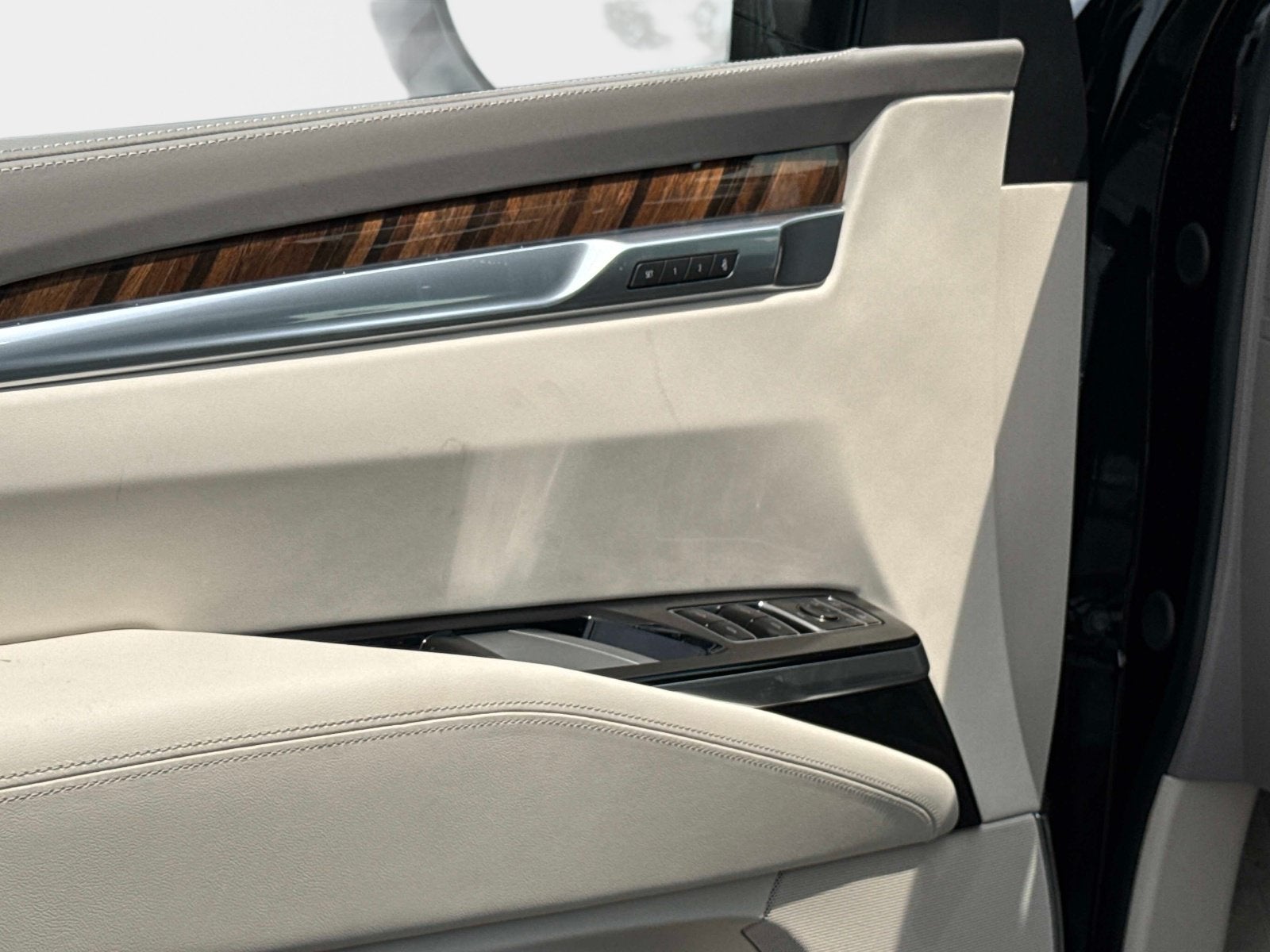 2026 Cadillac Escalade Platinum Luxury