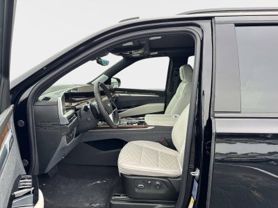 2025 Cadillac Escalade Sport Platinum