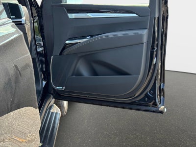 2026 Cadillac Escalade ESV 4WD