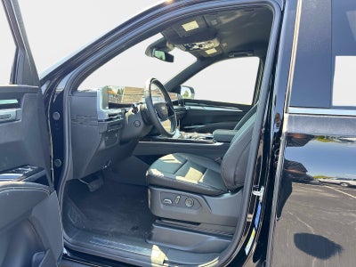 2026 Cadillac Escalade ESV 4WD