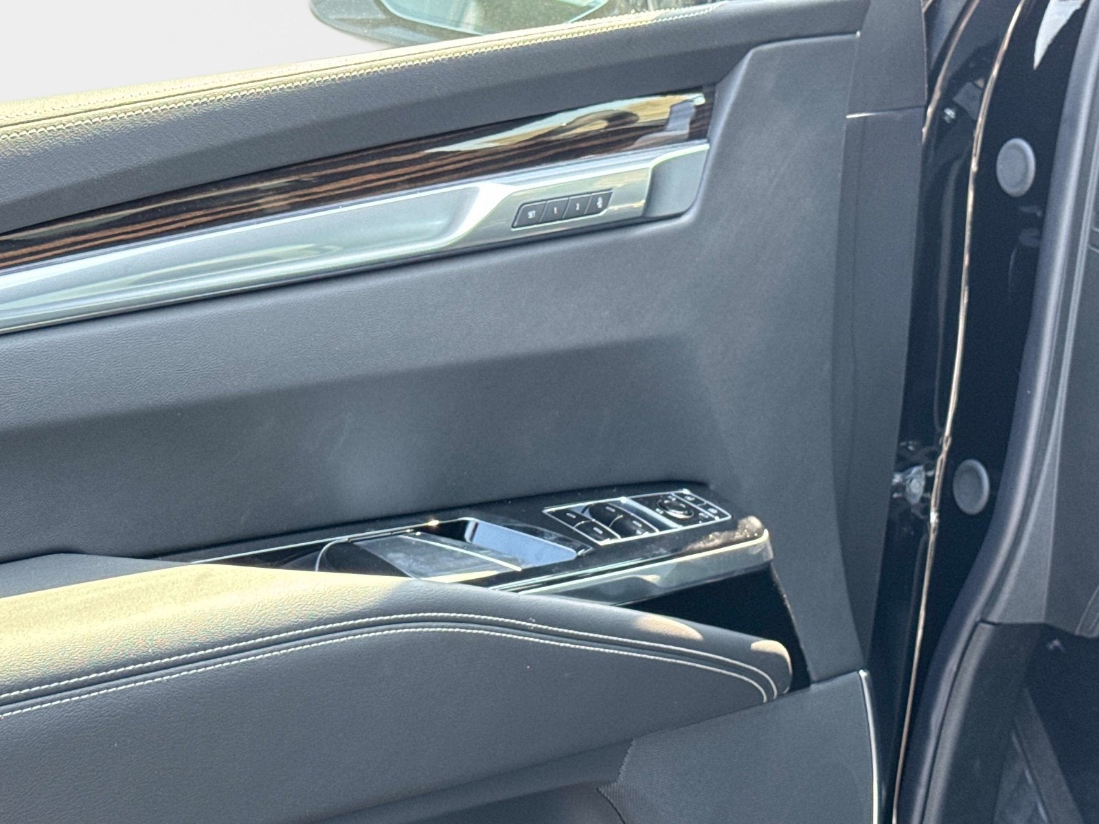 2026 Cadillac Escalade ESV 4WD