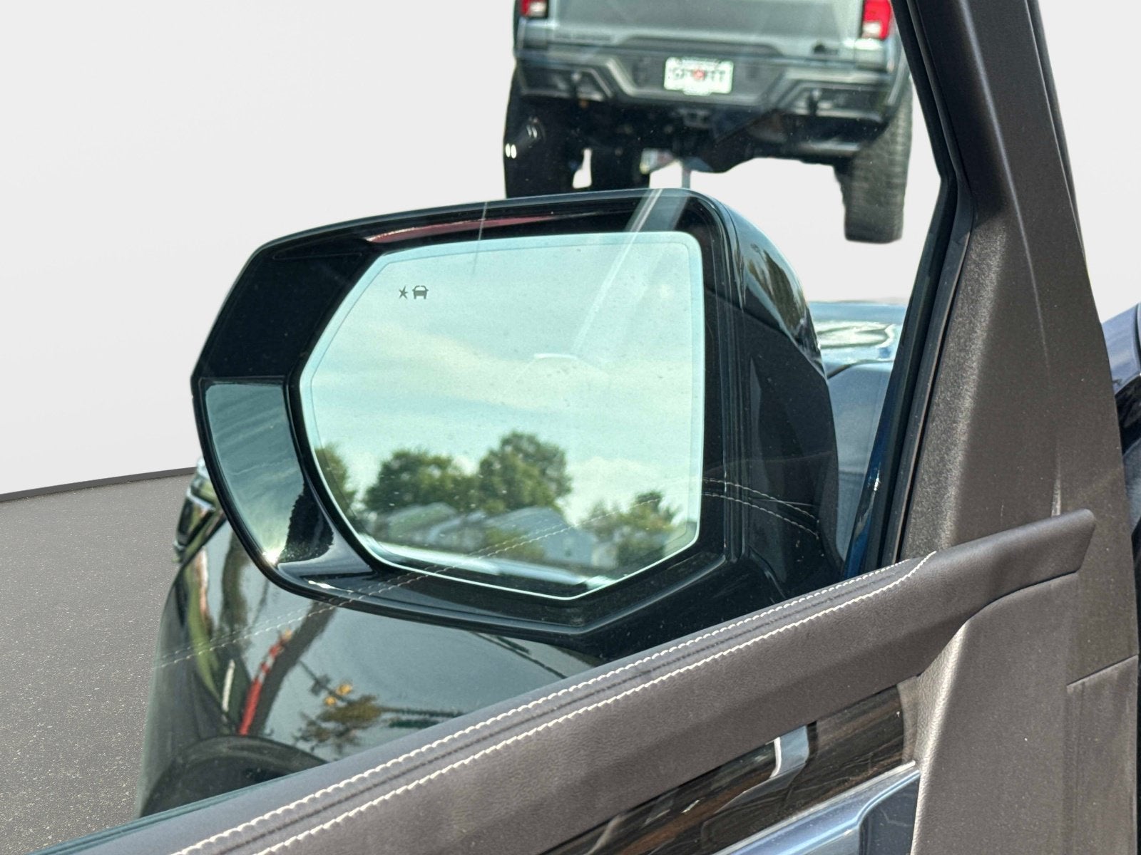 2027 Cadillac Escalade ESV Luxury