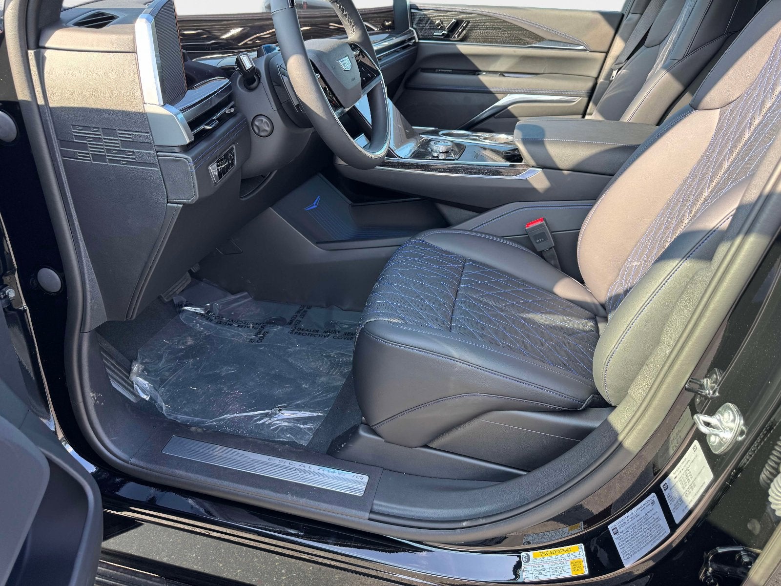 2026 Cadillac ESCALADE IQ Luxury