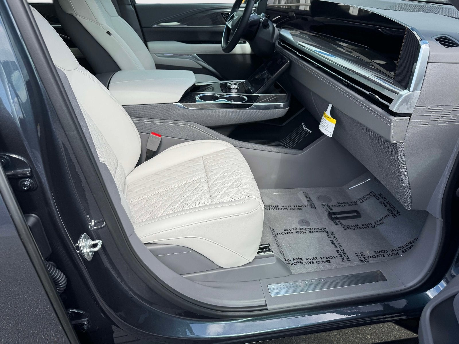 2026 Cadillac ESCALADE IQ Luxury