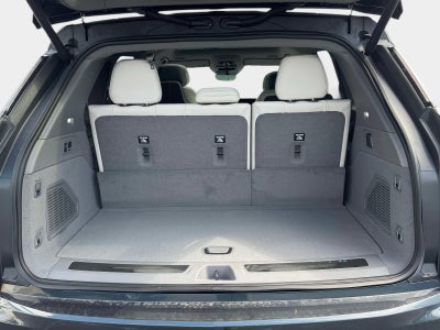 2026 Cadillac ESCALADE IQ Luxury