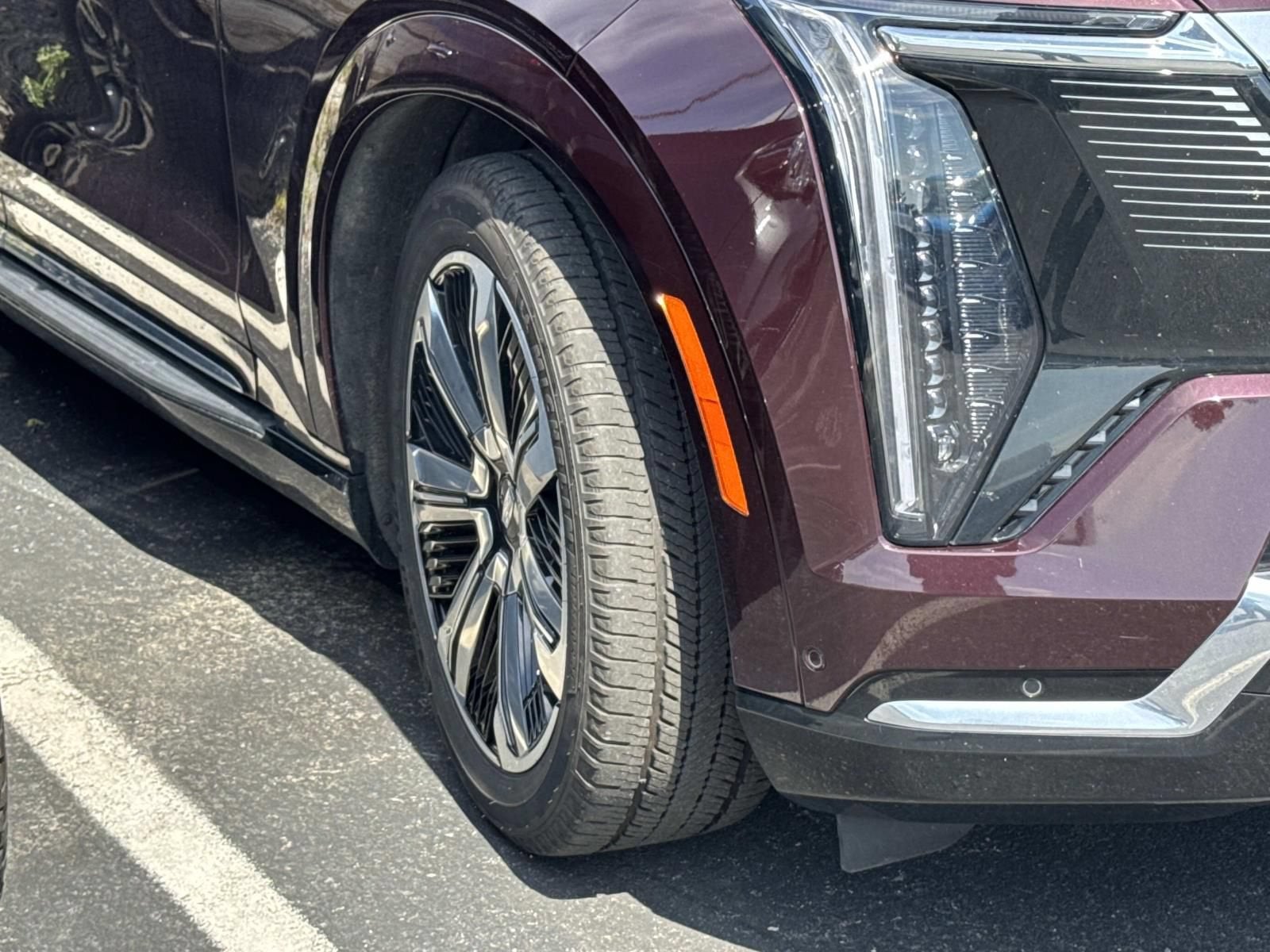 2025 Cadillac ESCALADE IQ Luxury 2