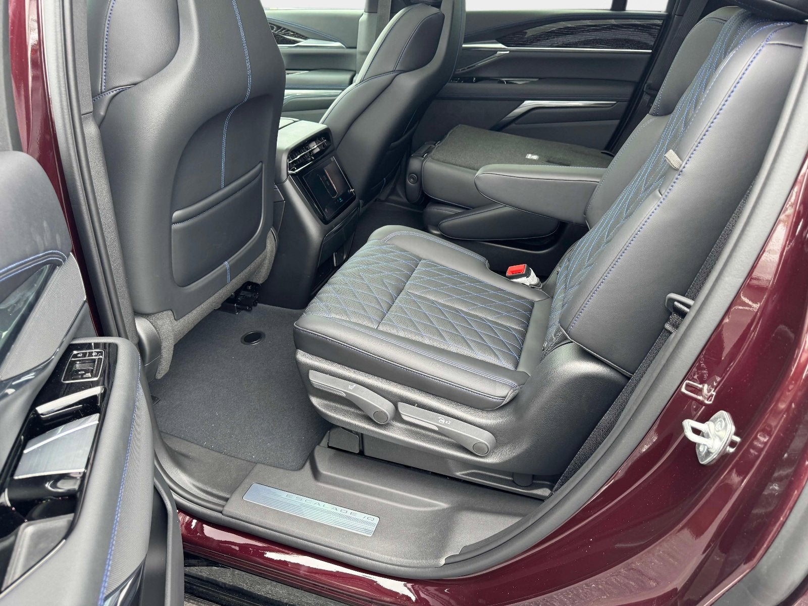 2026 Cadillac ESCALADE IQ Sport