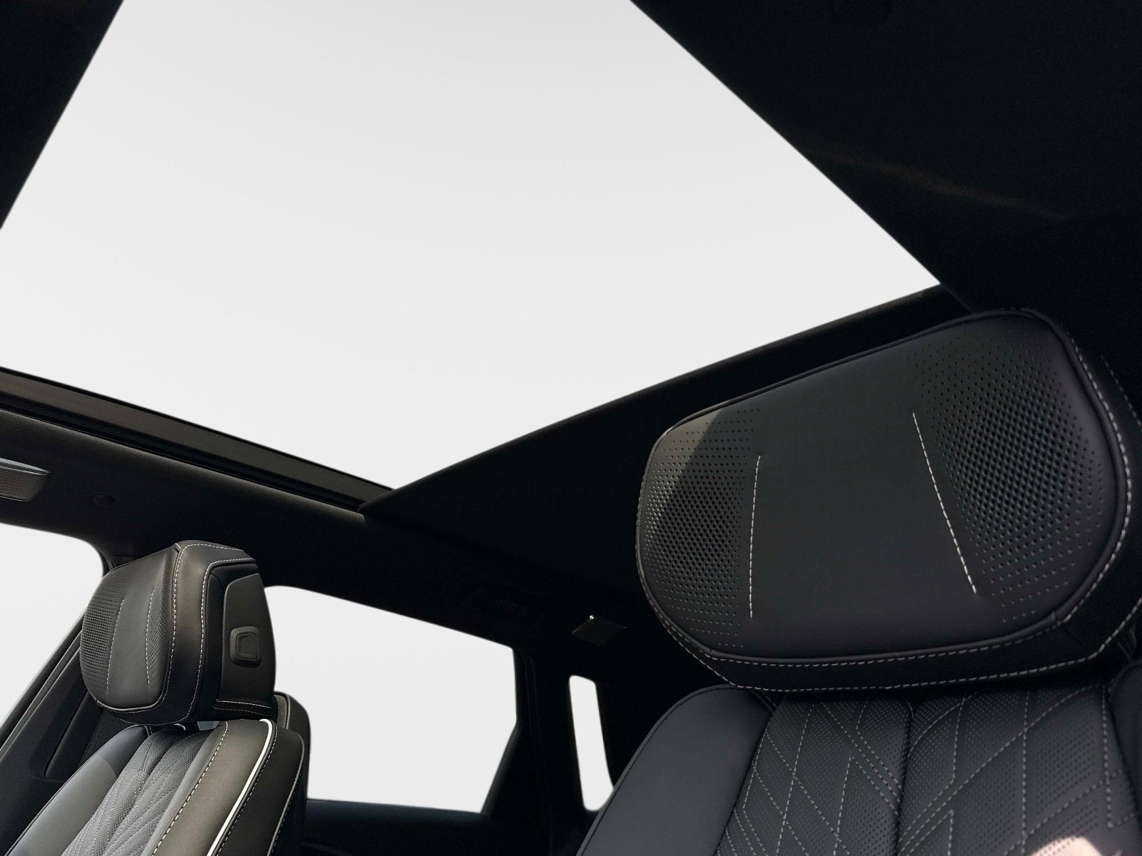 2026 Cadillac LYRIQ V-Series Premium