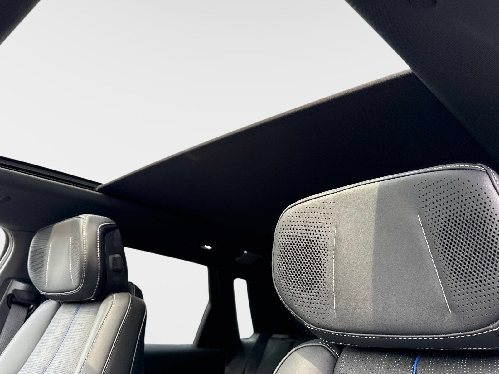 2026 Cadillac LYRIQ V-Series