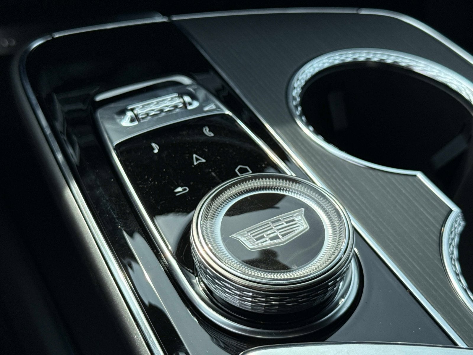 2026 Cadillac LYRIQ V-Series