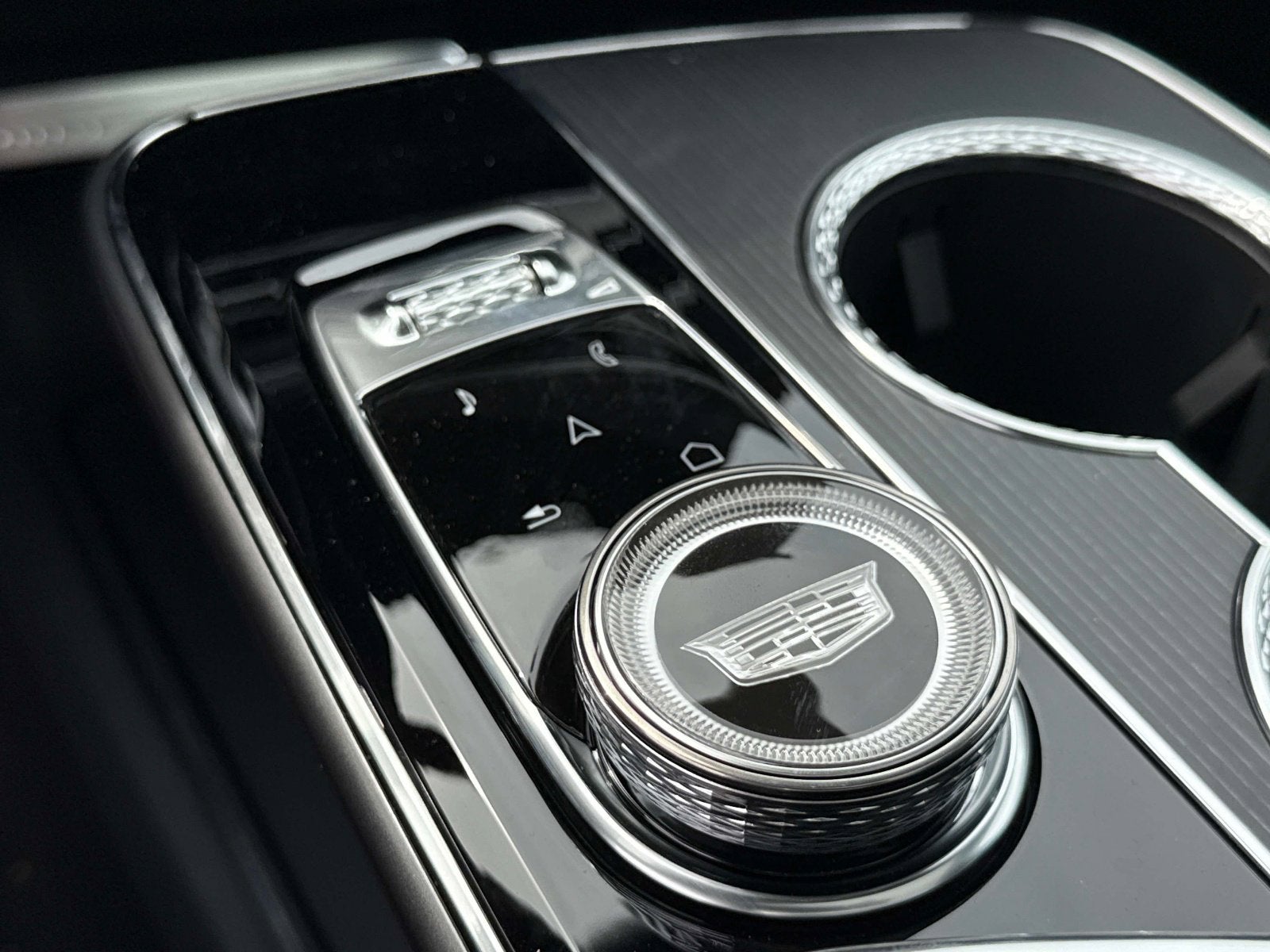 2026 Cadillac LYRIQ V-Series