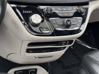 2019 Chrysler Pacifica Touring L Plus