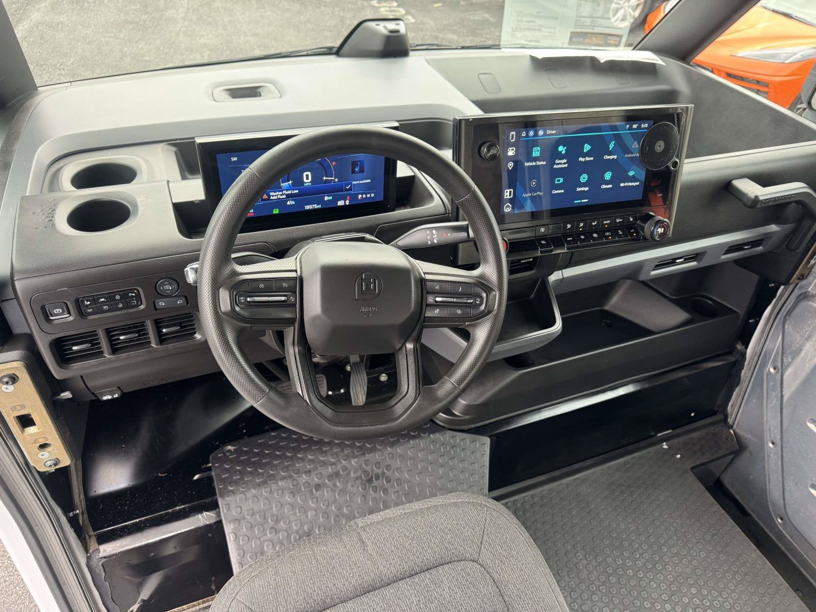 2024 BrightDrop Zevo 600 EJY