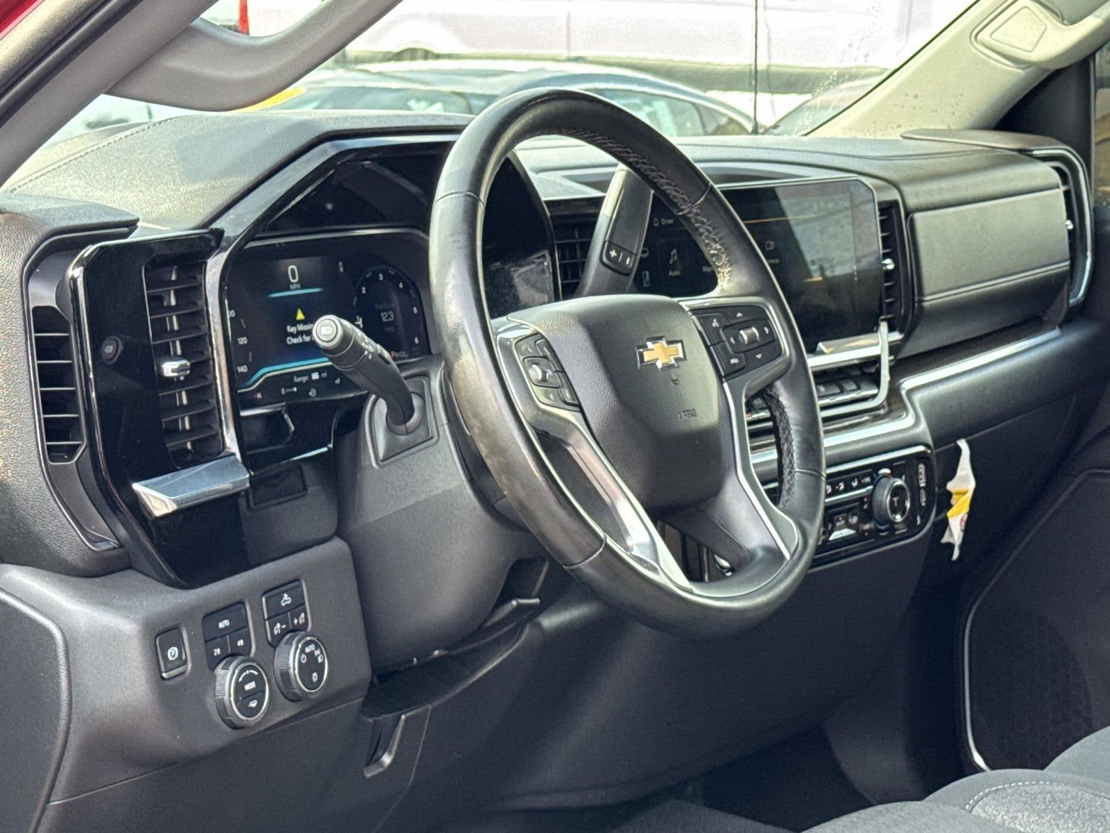 2023 Chevrolet Silverado 1500 LT