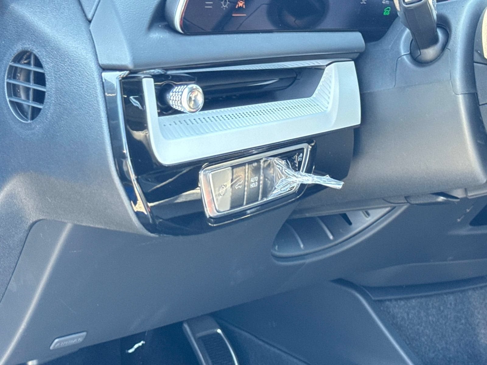 2027 Cadillac OPTIQ Luxury