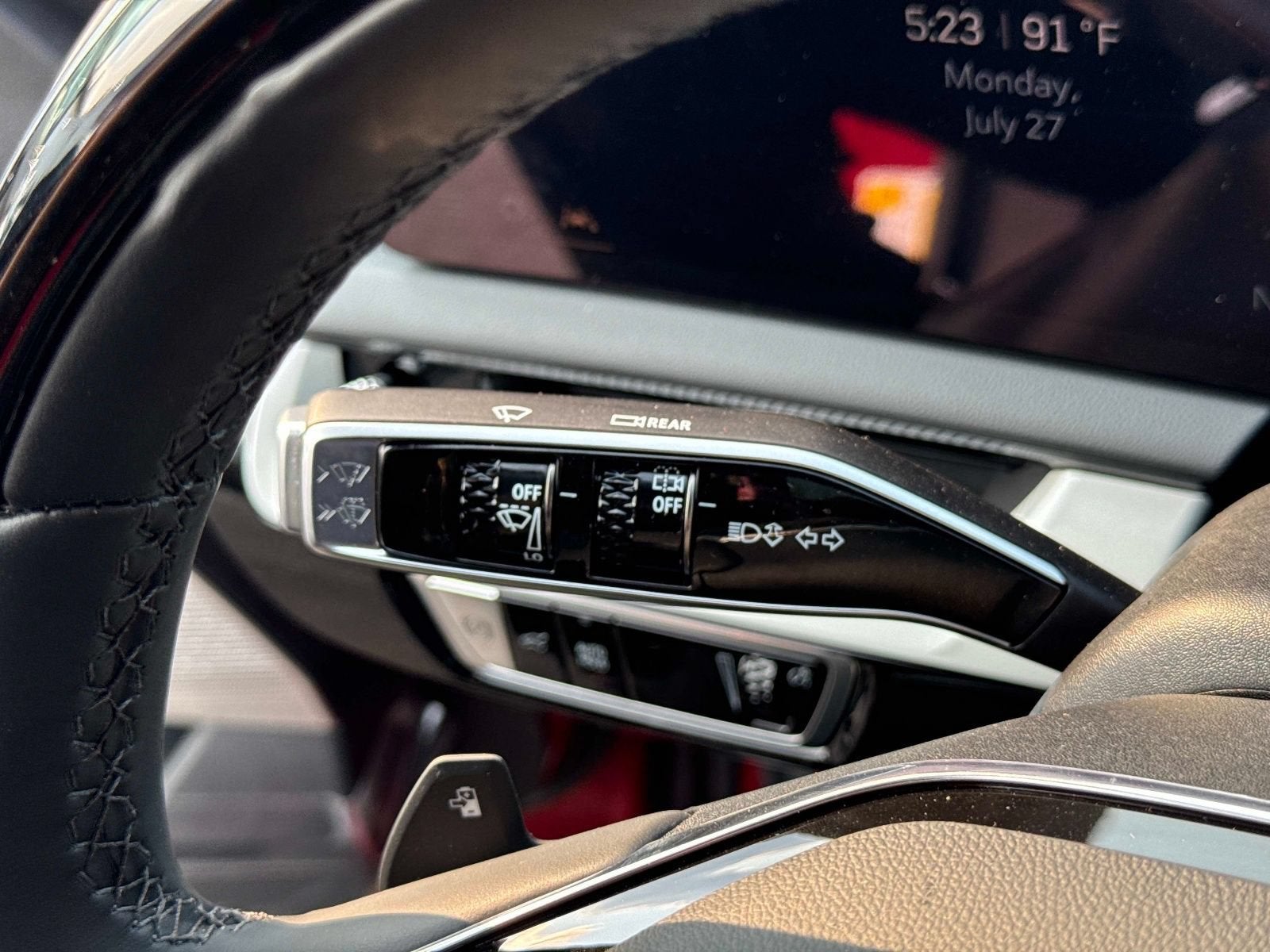 2027 Cadillac OPTIQ Luxury
