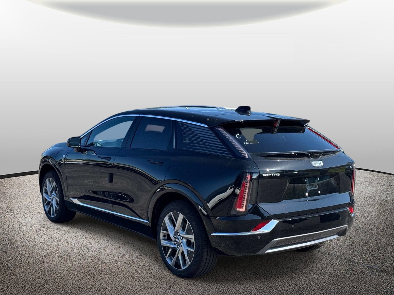 2027 Cadillac OPTIQ Luxury