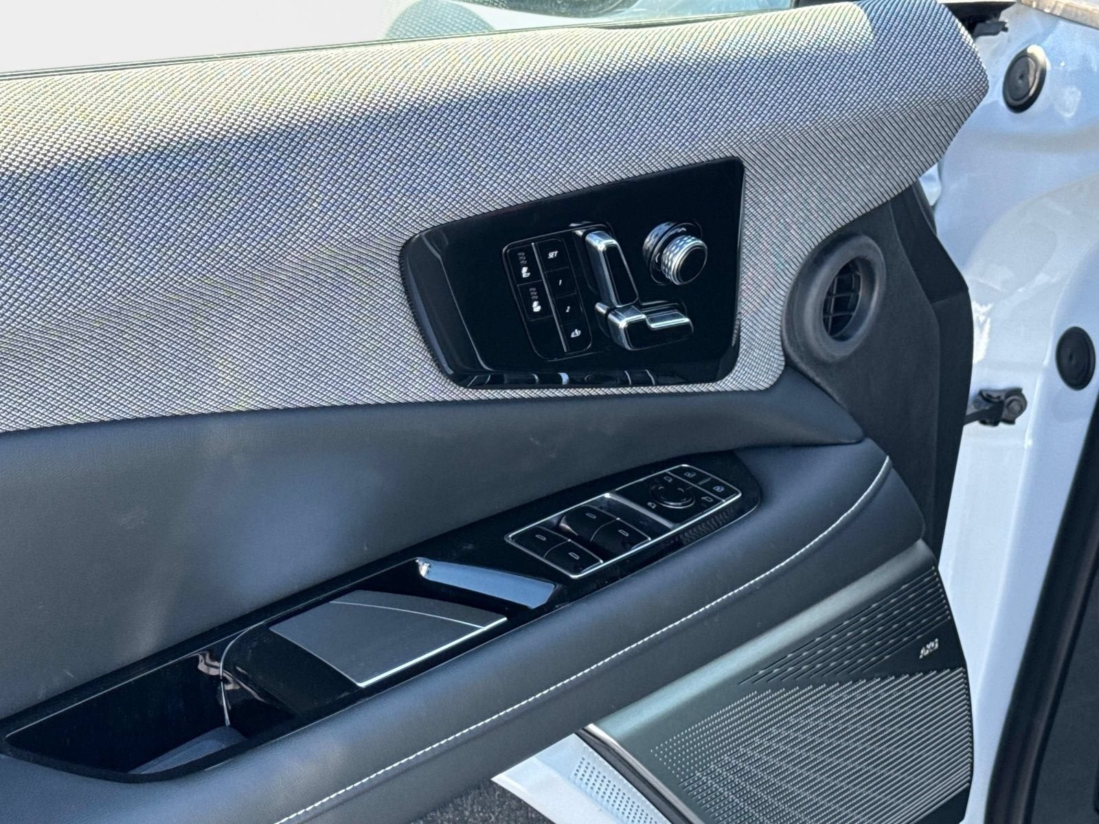 2027 Cadillac OPTIQ Luxury