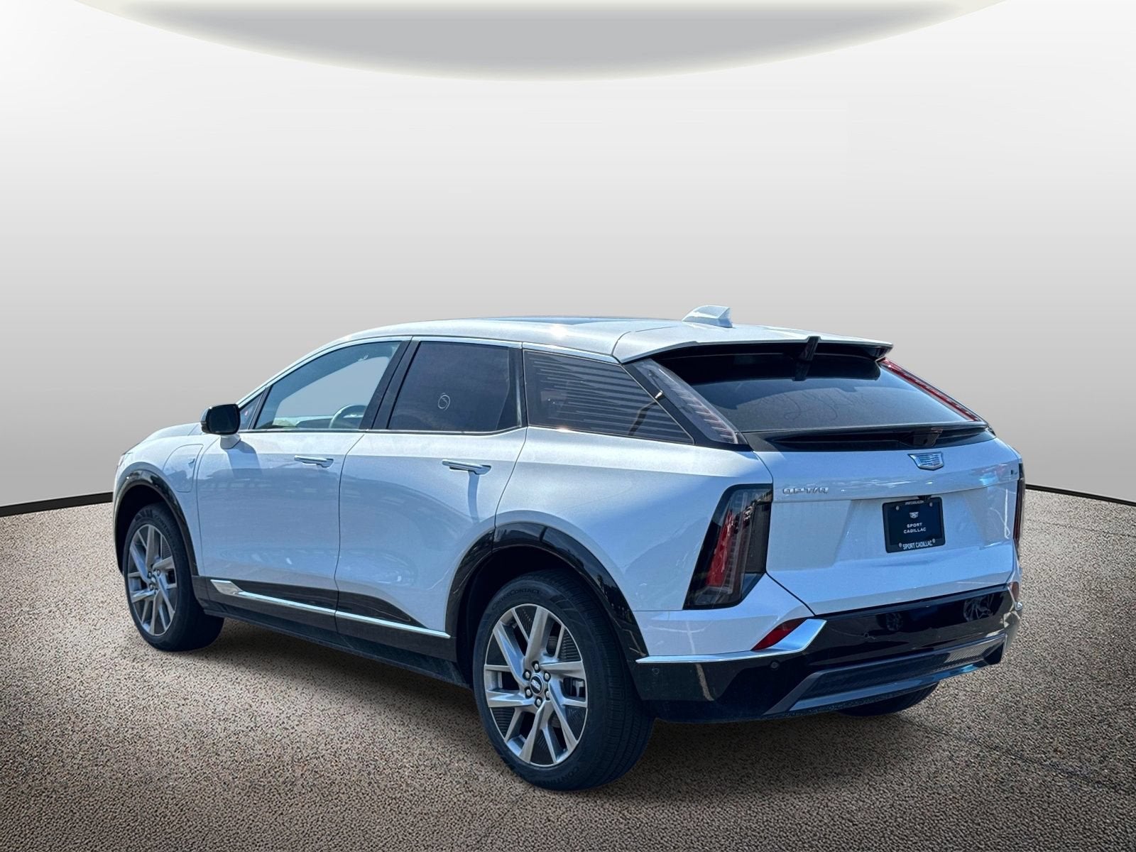 2027 Cadillac OPTIQ Luxury
