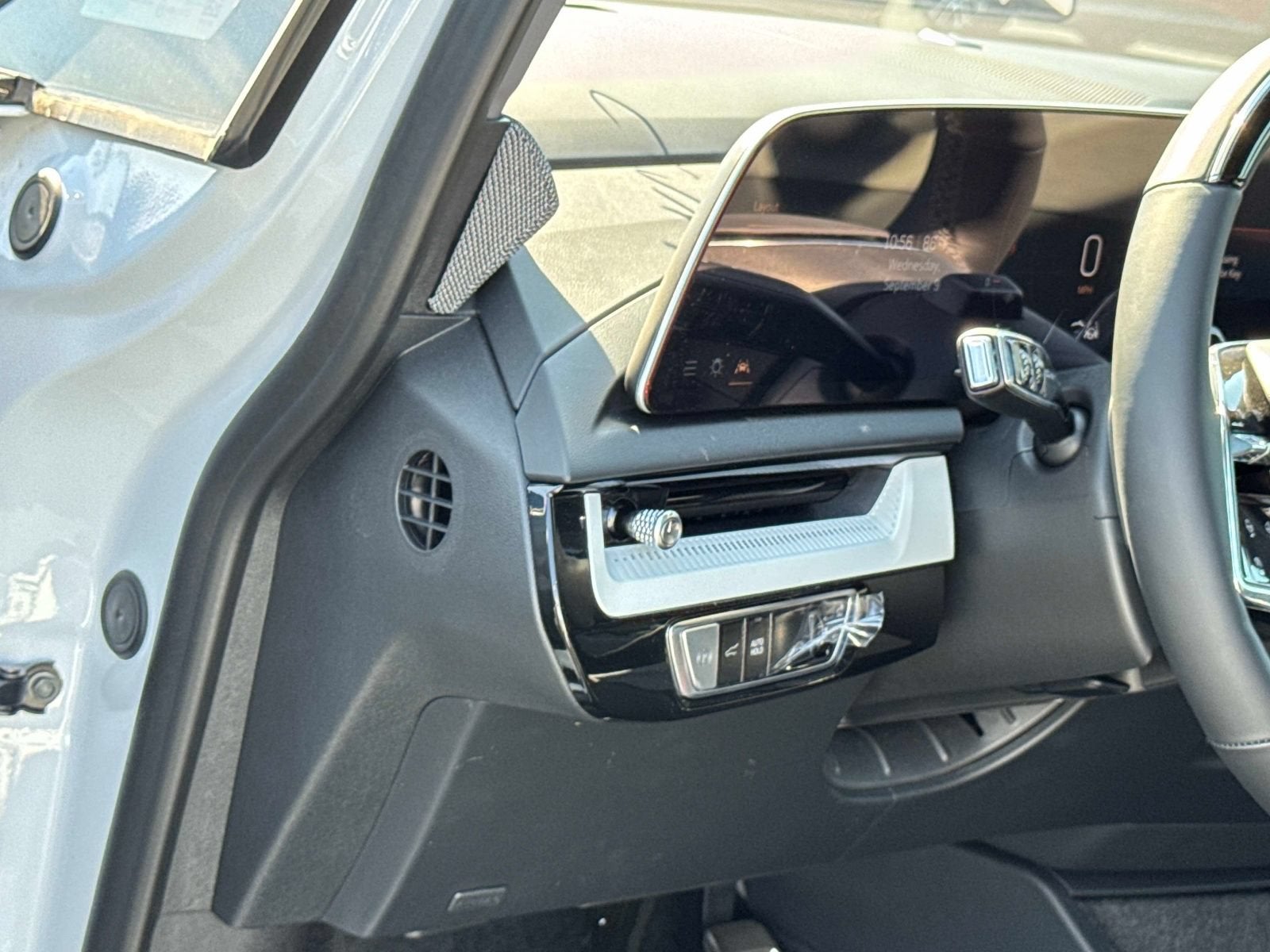 2027 Cadillac OPTIQ Luxury
