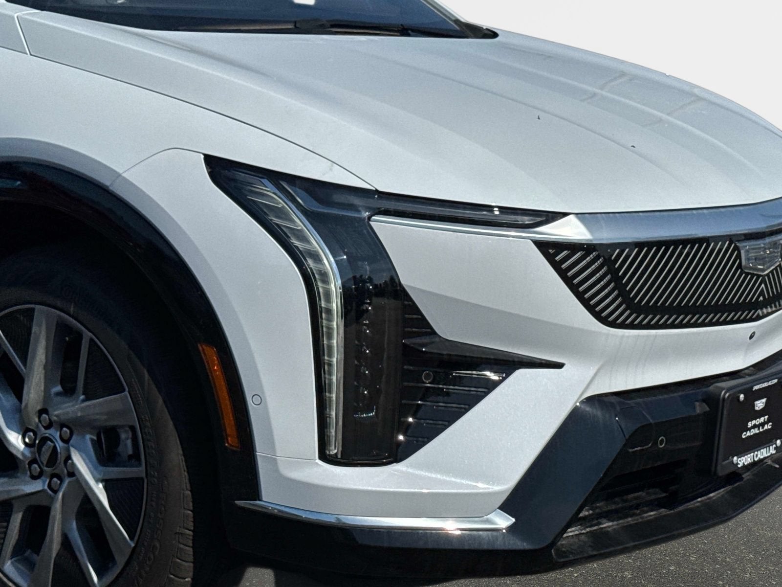 2027 Cadillac OPTIQ Luxury