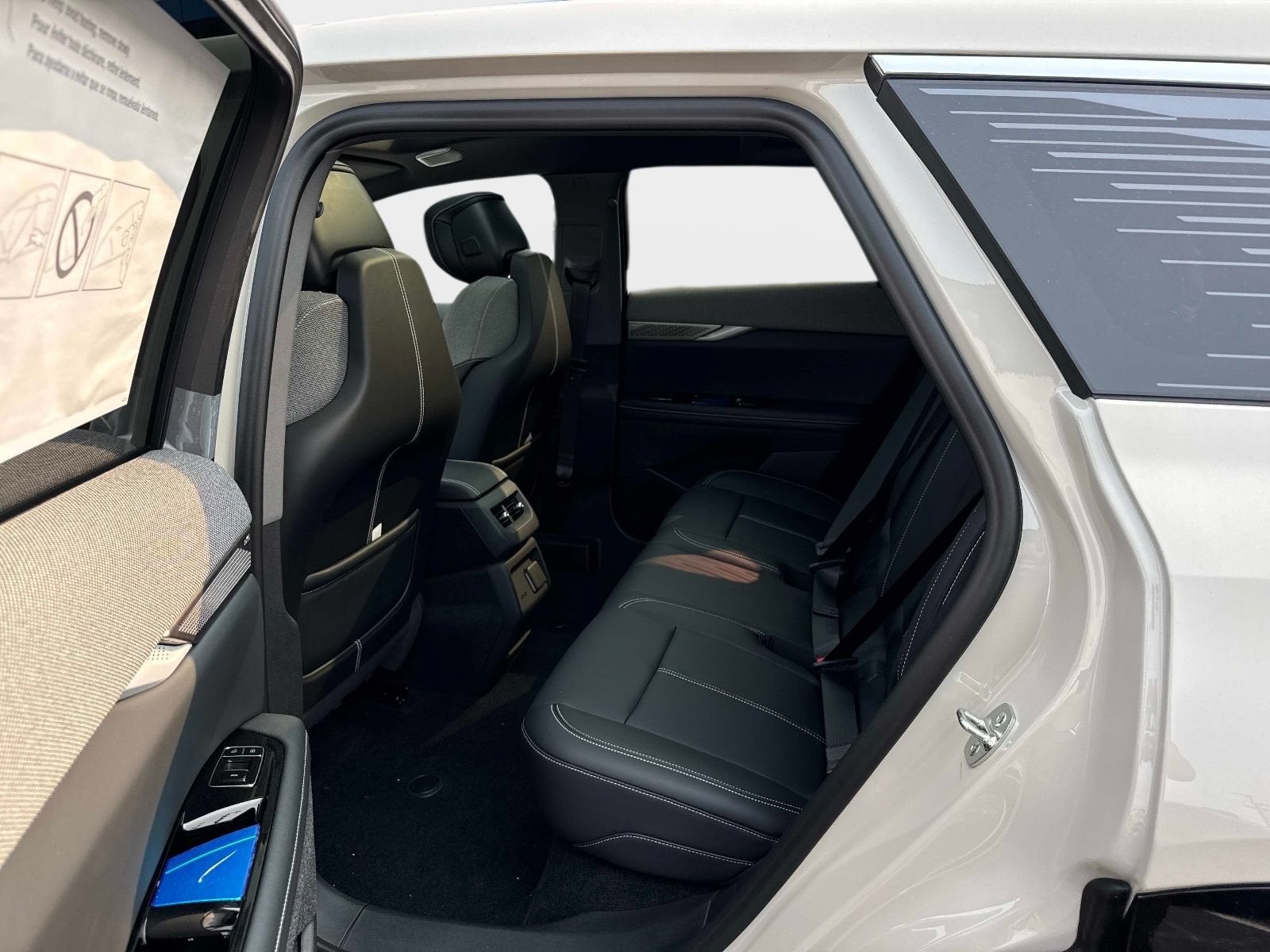 2027 Cadillac OPTIQ Luxury
