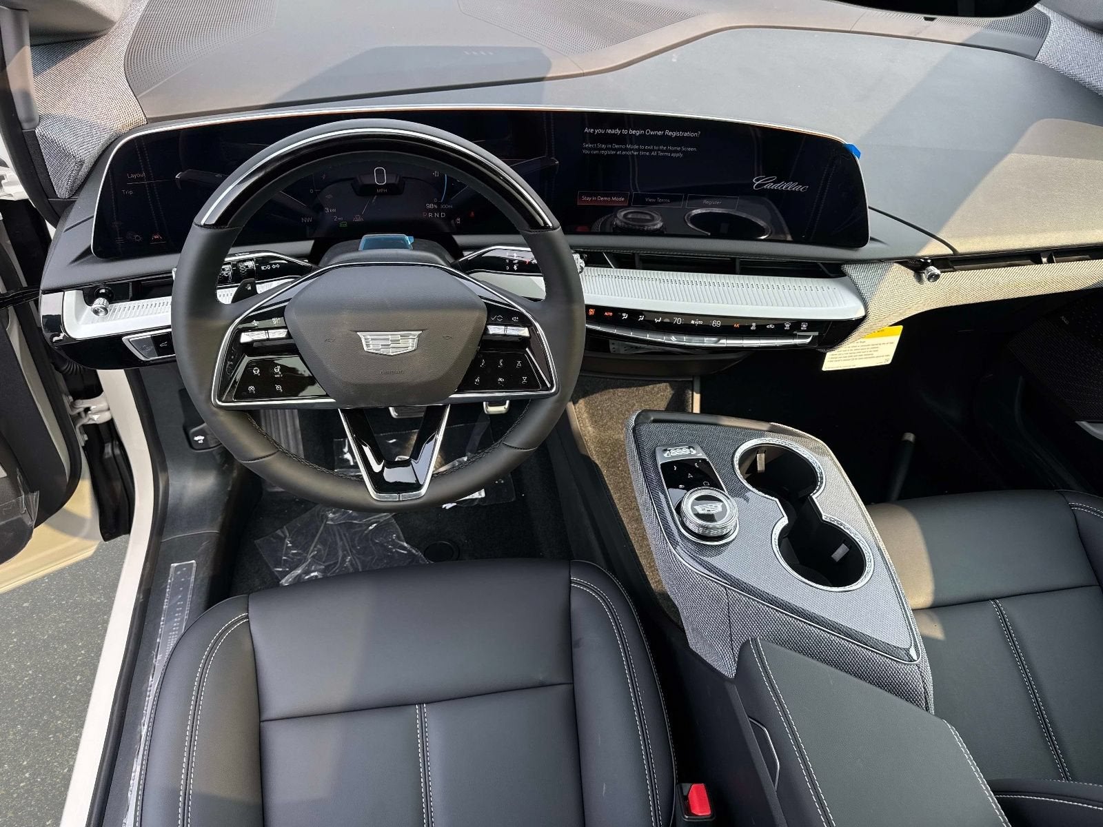 2027 Cadillac OPTIQ Luxury