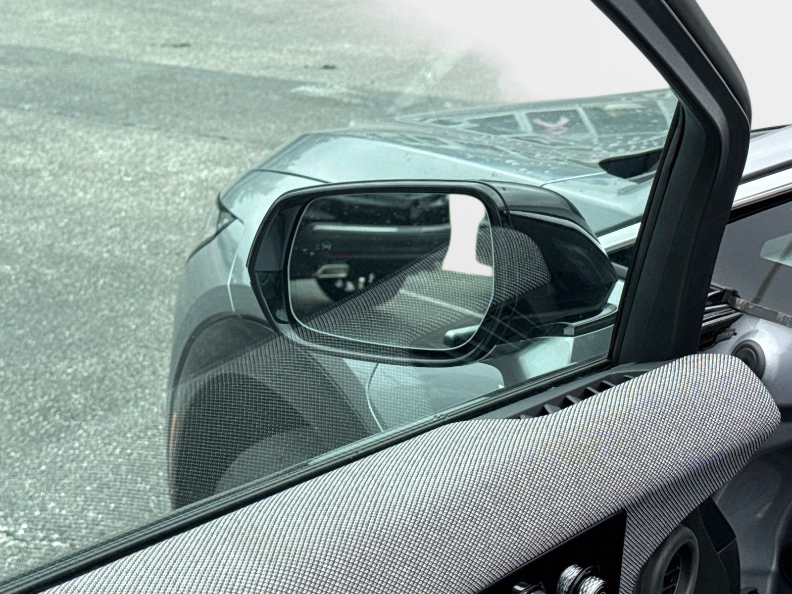 2027 Cadillac OPTIQ Premium Luxury