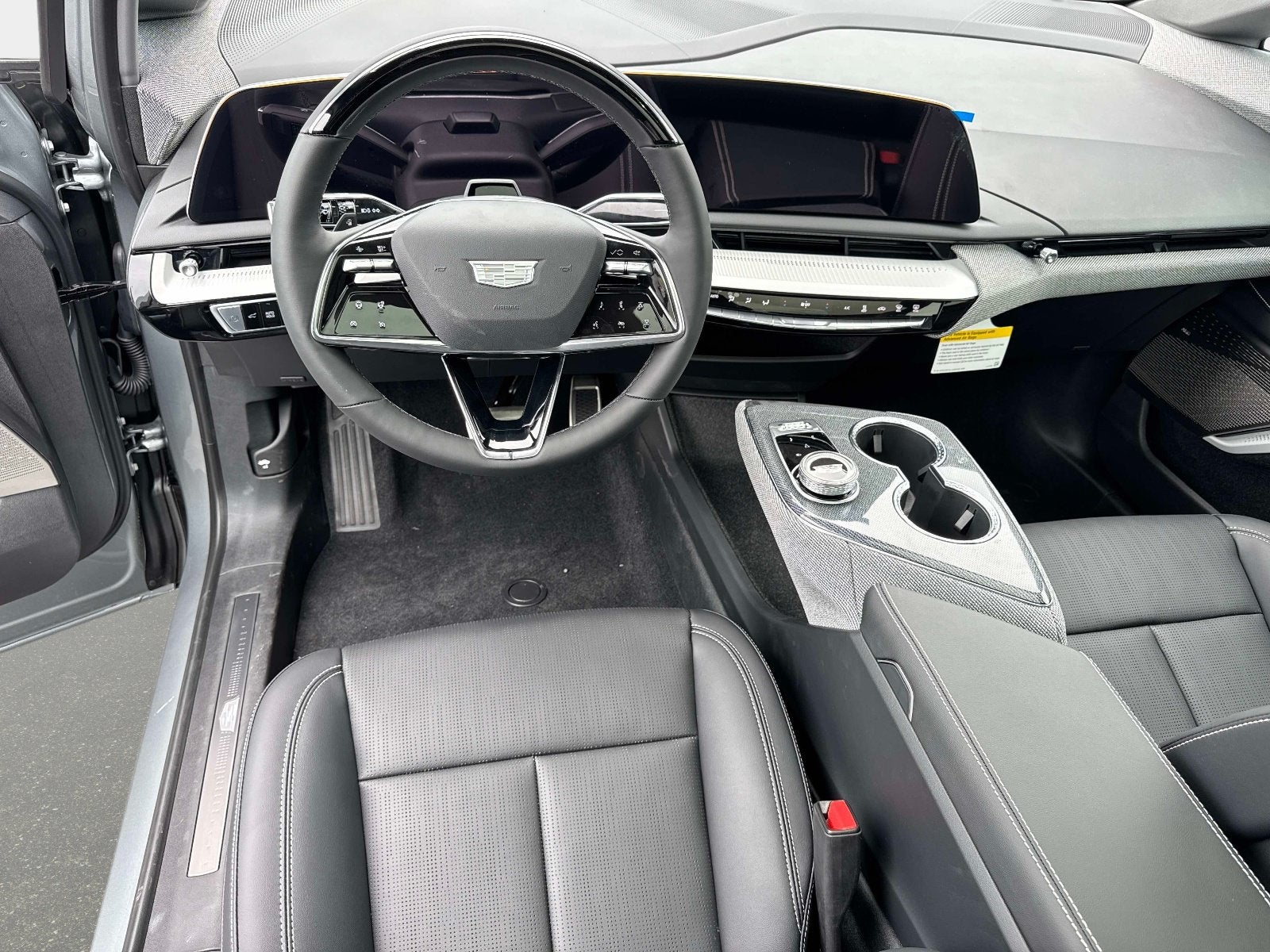 2027 Cadillac OPTIQ Premium Luxury