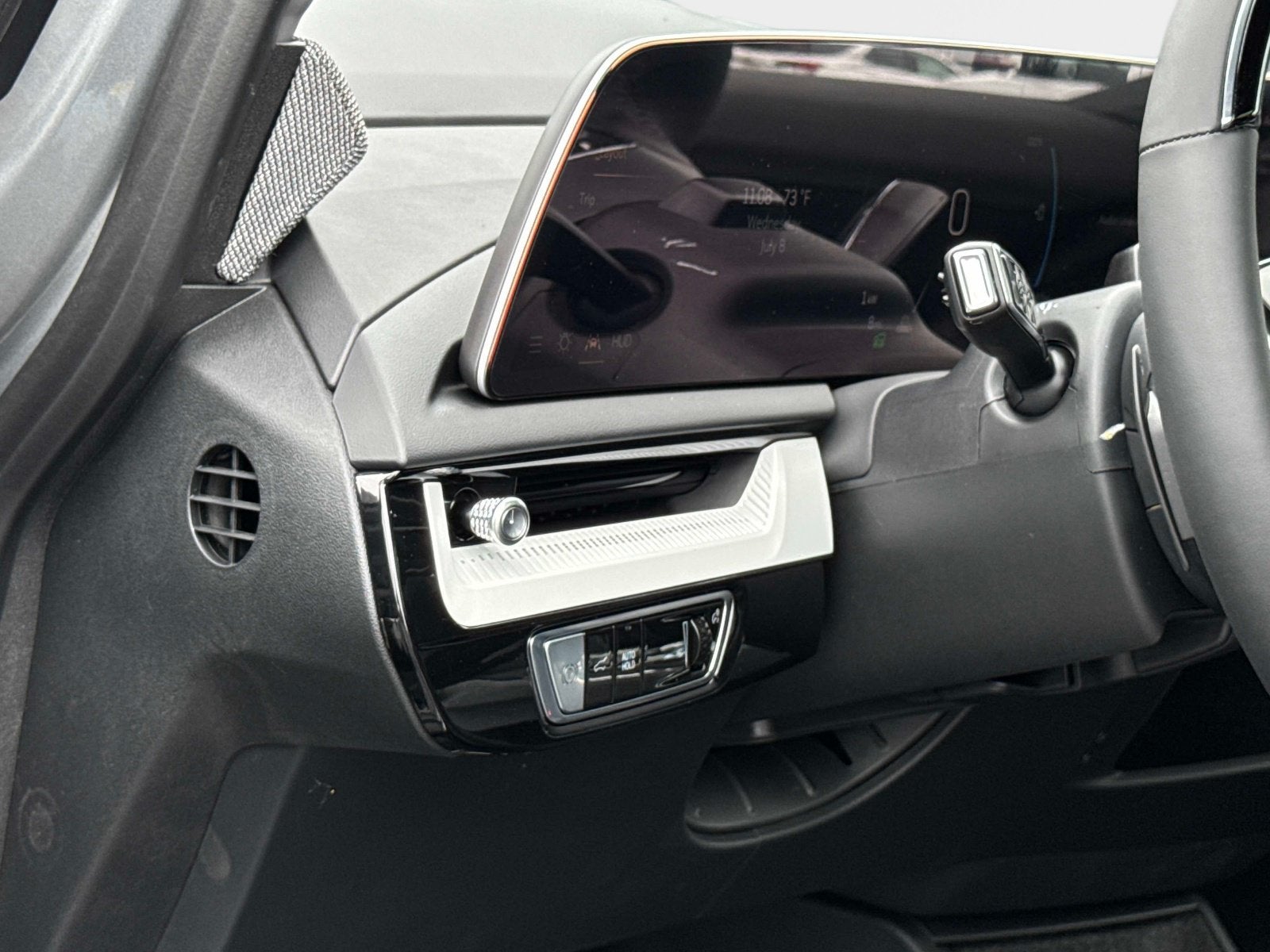 2027 Cadillac OPTIQ Premium Luxury