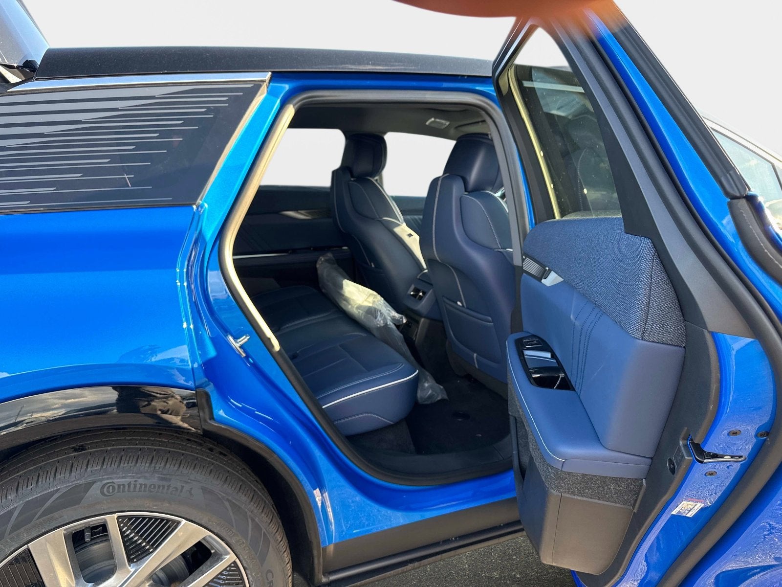 2026 Cadillac OPTIQ Premium Luxury