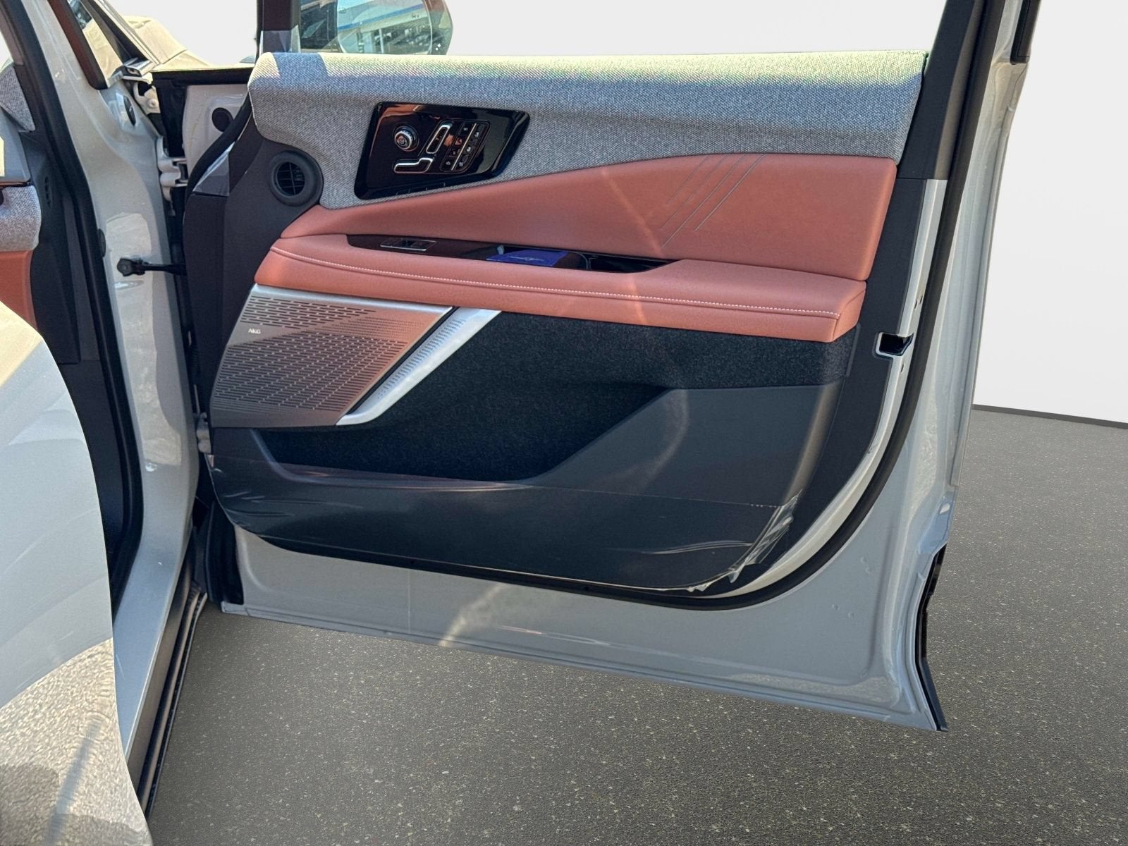 2027 Cadillac OPTIQ Premium Luxury