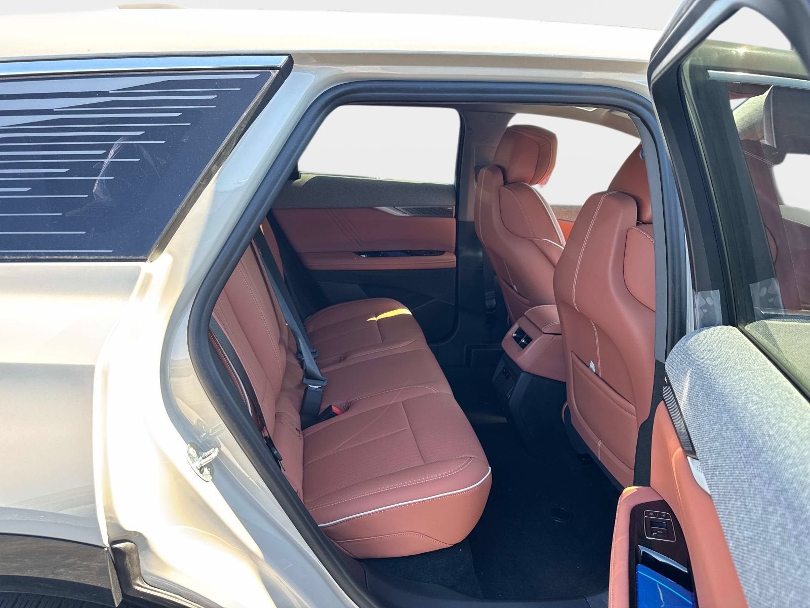2027 Cadillac OPTIQ Premium Luxury