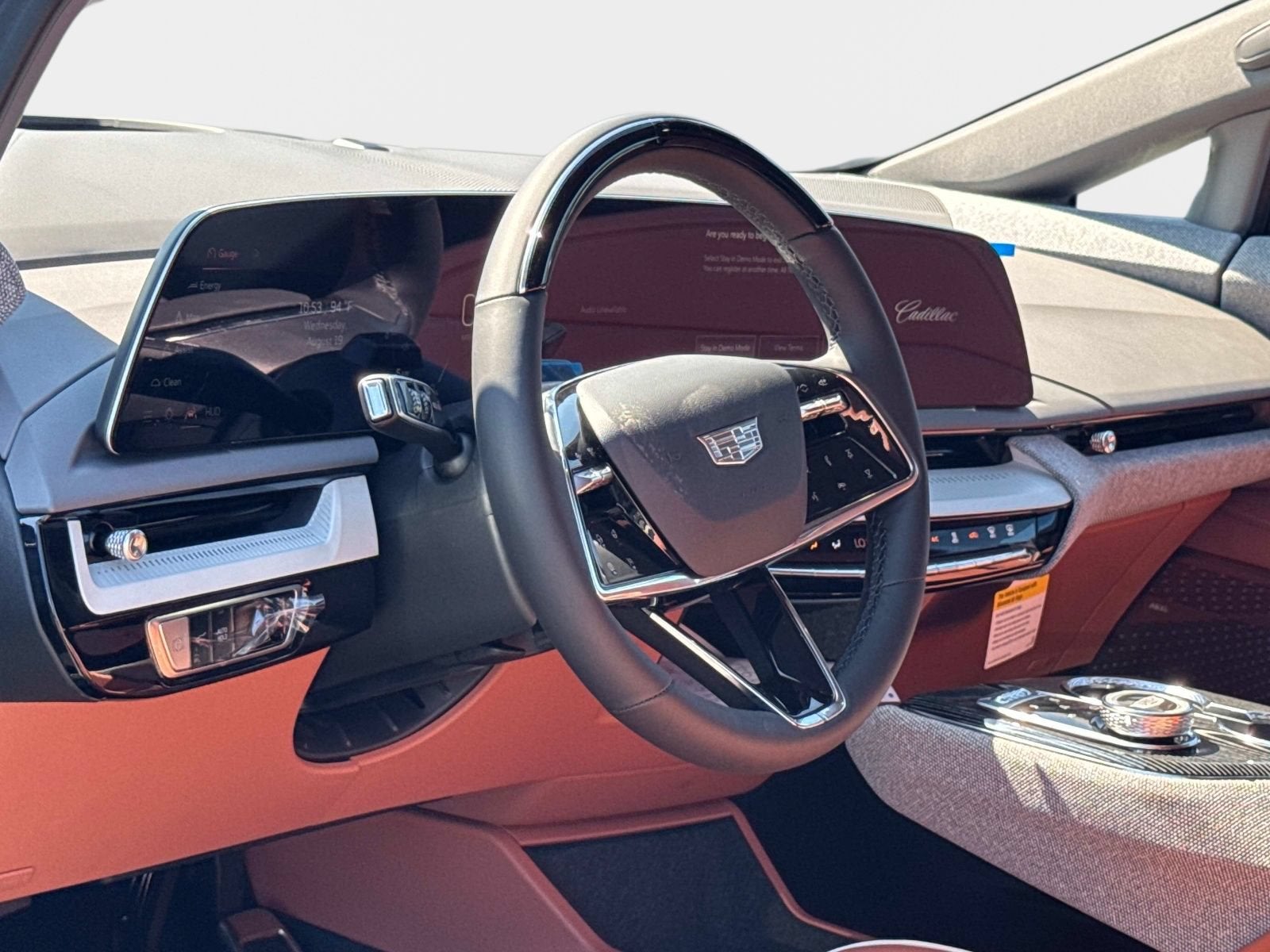 2027 Cadillac OPTIQ Premium Luxury