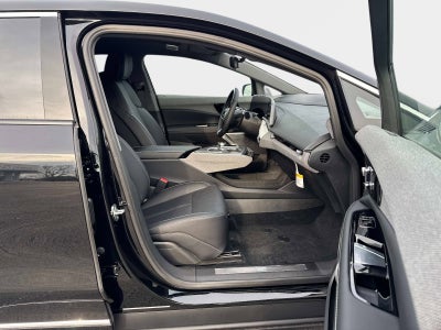 2025 Cadillac OPTIQ Luxury 2